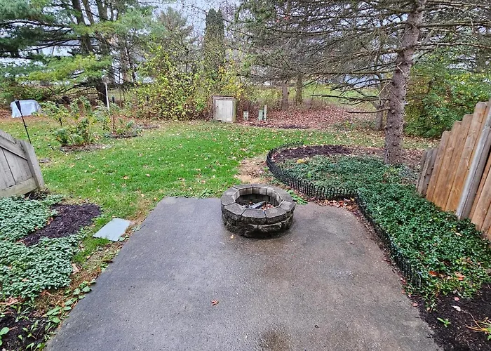 North Townhouse - Central, Updated, Fireplace Holiday home