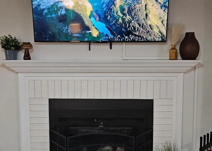 North Townhouse - Central, Updated, Fireplace Holiday home Columbus