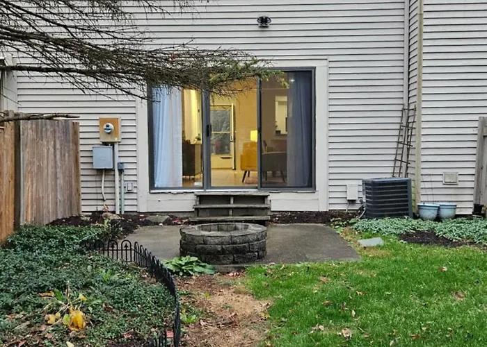 North Townhouse - Central, Updated, Fireplace Columbus