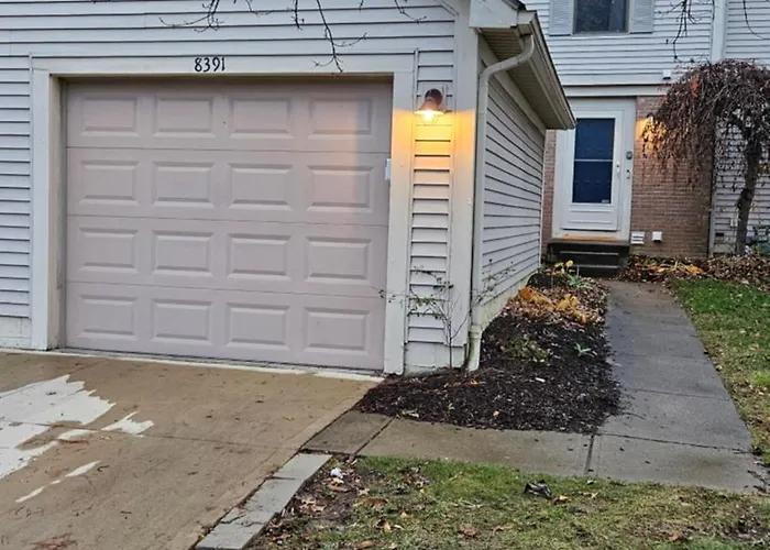 North Townhouse - Central, Updated, Fireplace Holiday home Columbus